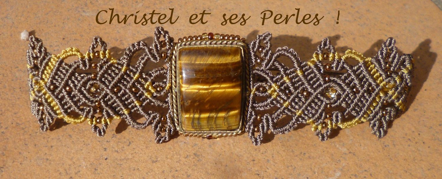 Bracelet macramé avec Oeil de Tigre rectangle, serti laiton doré