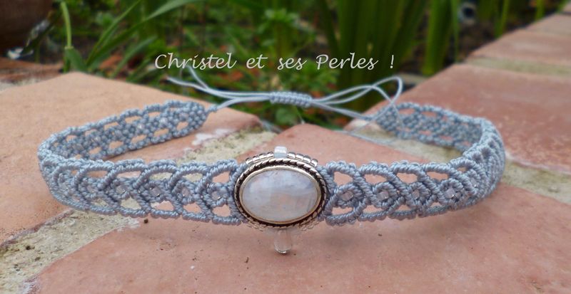 Collier ras de cou Pierre de Lune