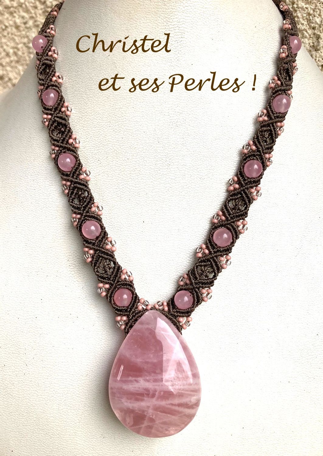 Collier macramé et Quartz rose goutte