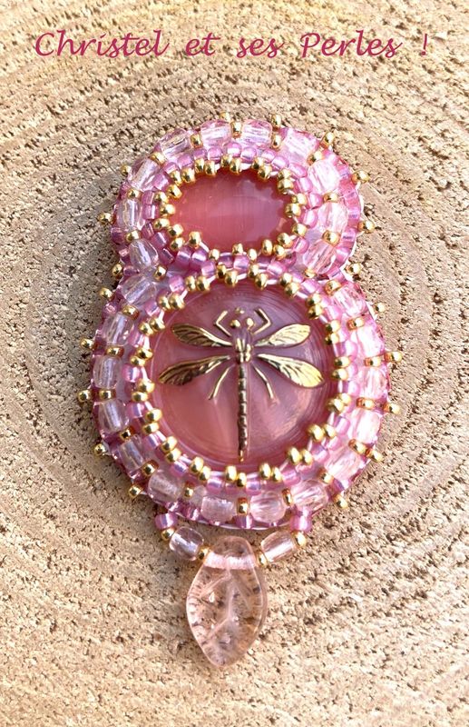 Broche Libellule rose