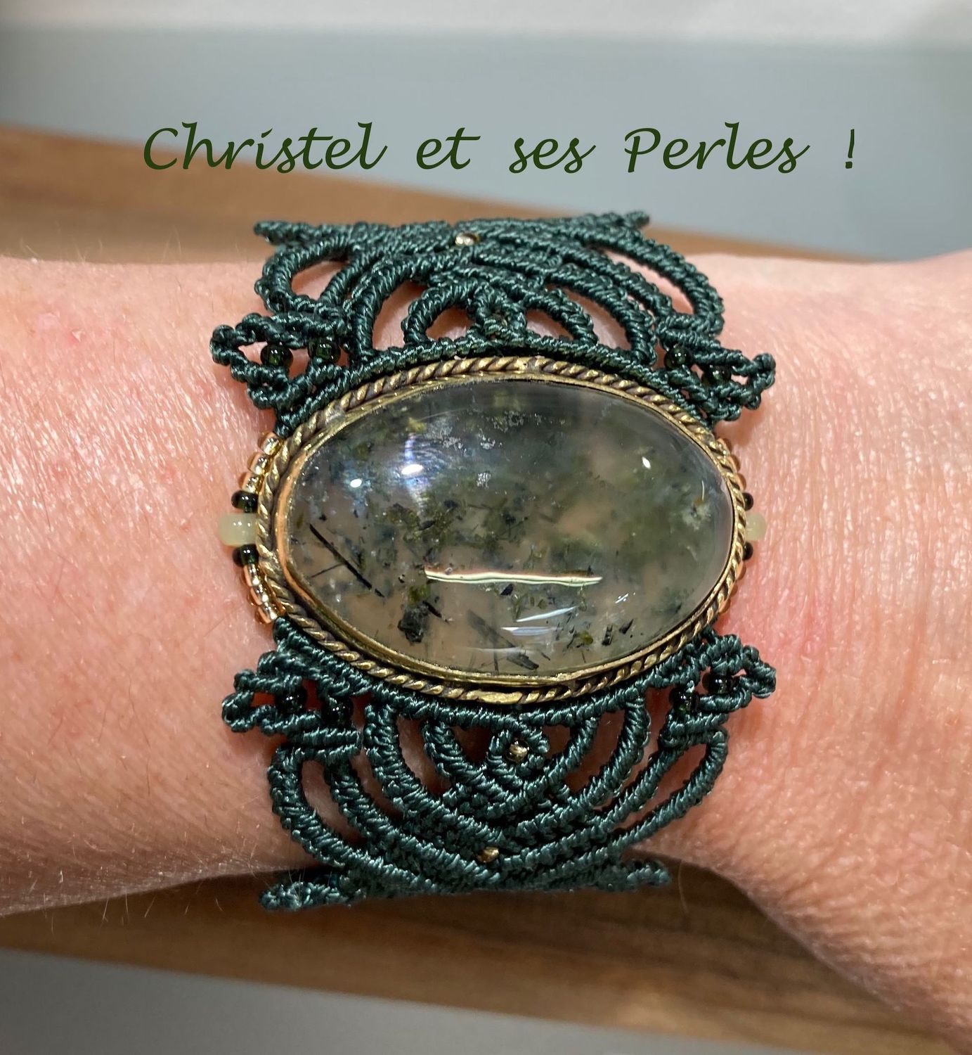 Bracelet macramé Elfique et Préhnite sertie