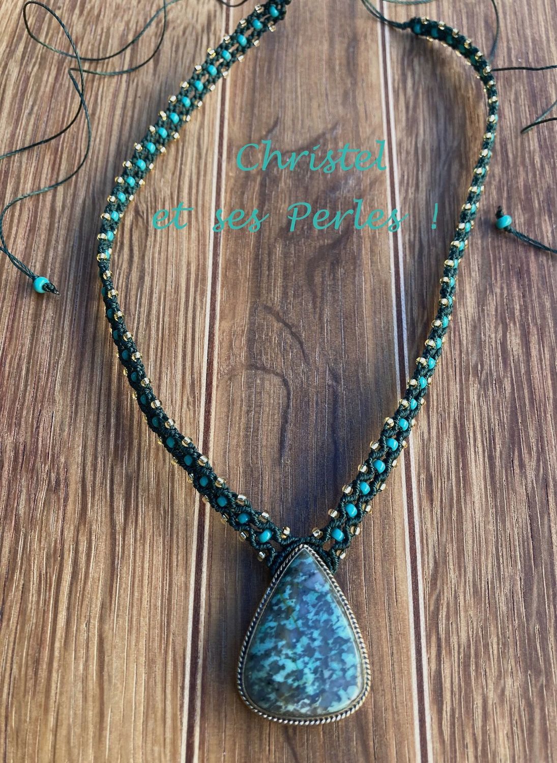 Collier macramé et Turquoise Africaine (Jaspe)
