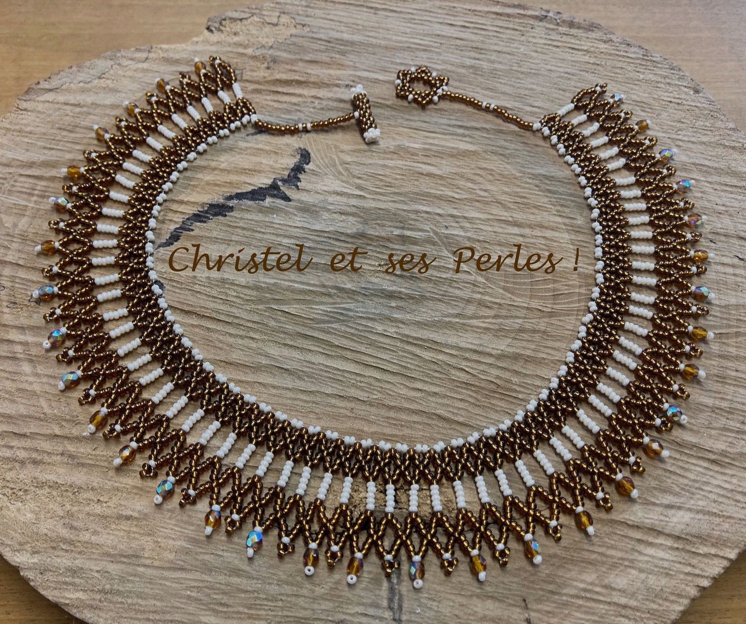 Collier perles vert Topaze foncé et crème