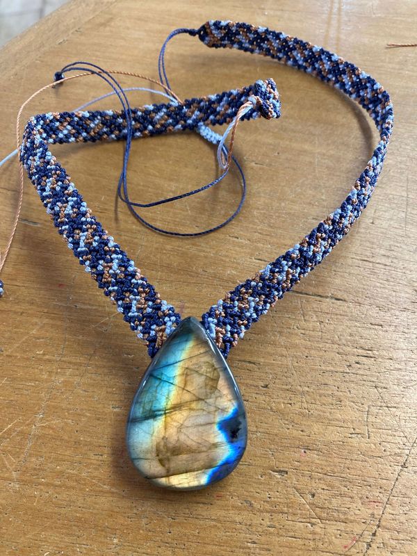 Collier macramé mixte et Labradorite