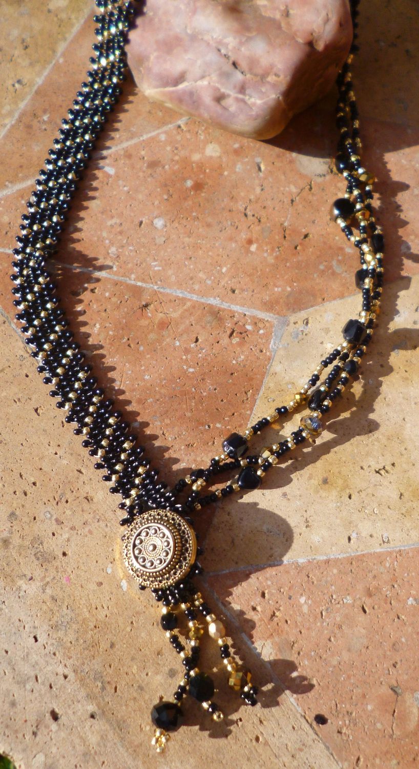 Collier Asymétrique