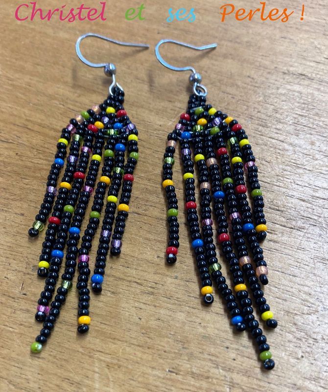 Boucles d'oreilles confettis multicolores en perles