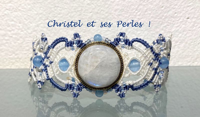 Bracelet macramé bicolore et Labradorite blanche (Pierre de Lune) Bracelet macramé bicolore et Labradorite blanche (Pierre de Lune)