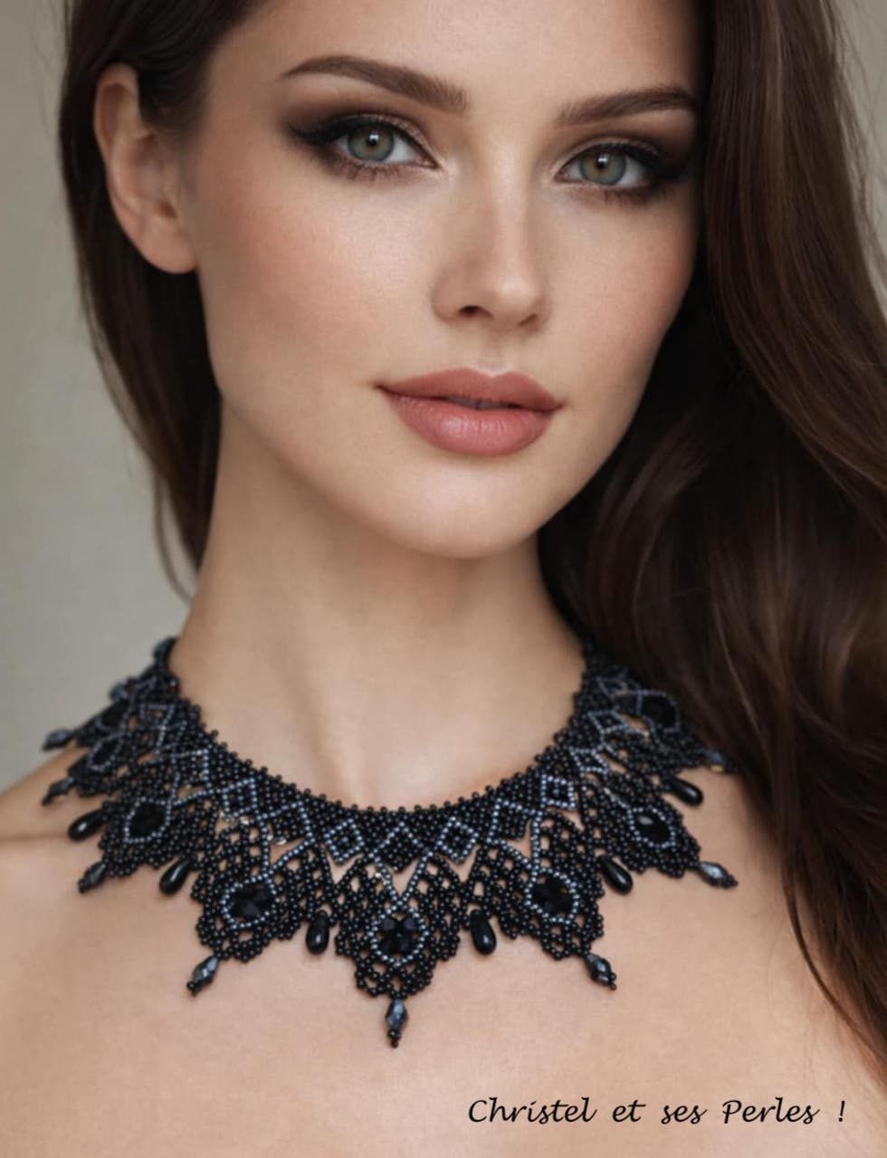 Nyrélia, collier dentelle baroque