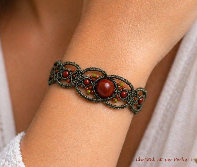 Bracelet macramé dentelle et Jaspe Rouge