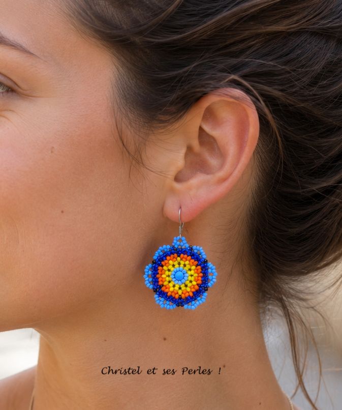 Boucles d'oreilles fleurs bleues Boucles d'oreilles fleurs bleues