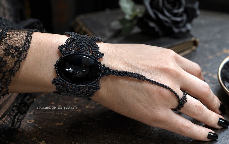 Bracelet bague macramé et Obsidienne noire Bracelet bague macramé et Obsidienne noire