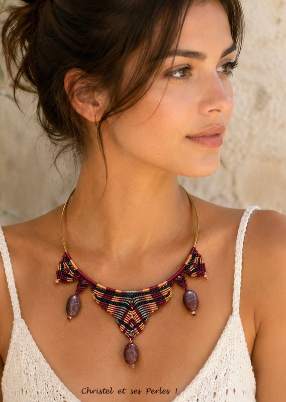 Petit Arcadia : Collier plastron macramé et Jaspe