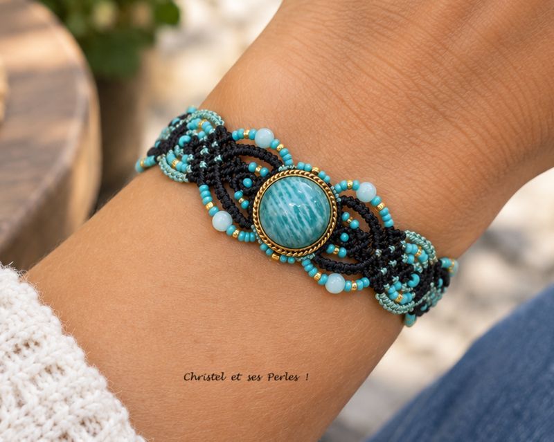 Bracelet macramé et pierre fine naturelle en Amazonite