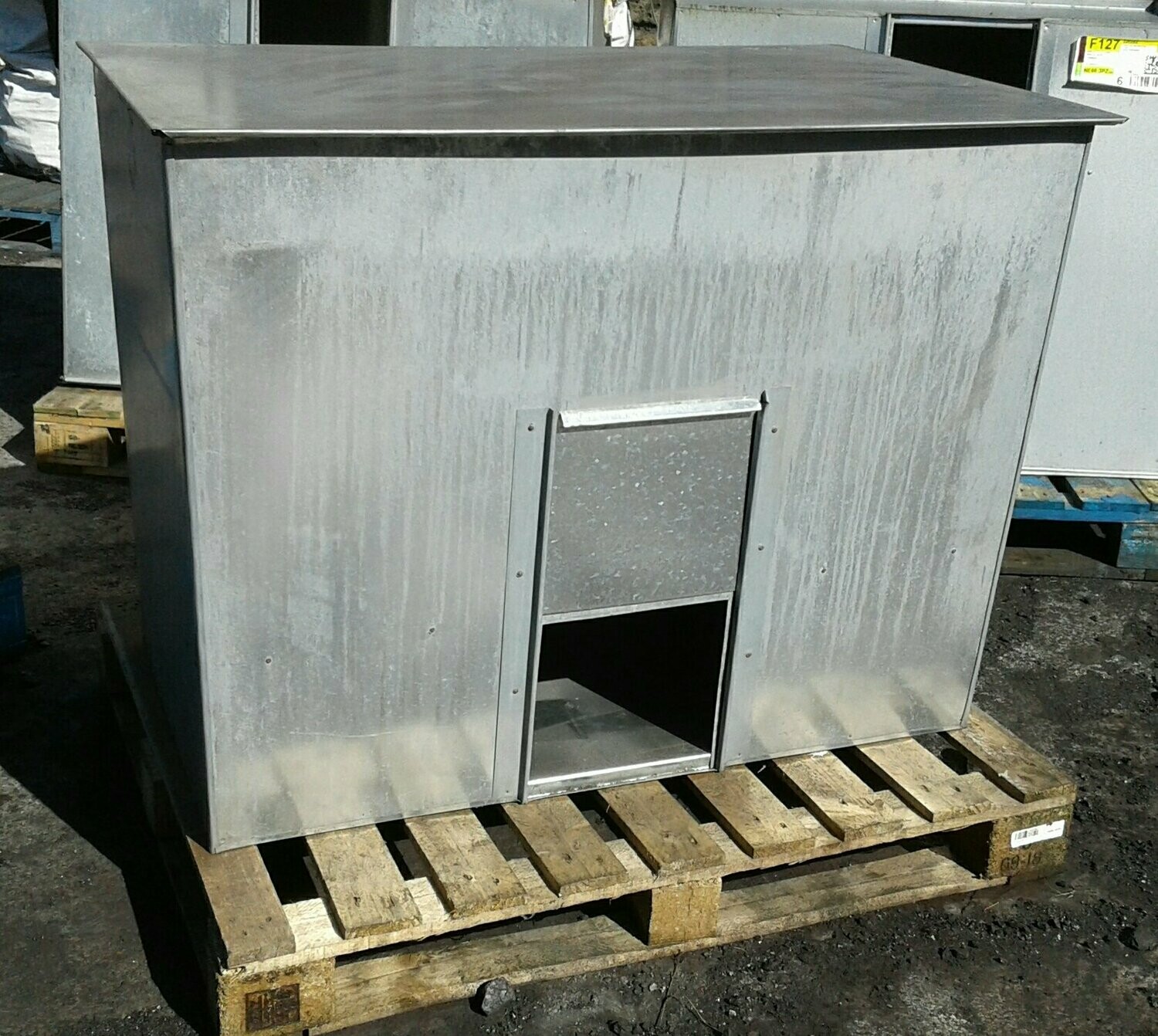 SPECIAL OFFER 500KG GALVANIZED COAL BUNKER INCLUDING 500KG QUALITY