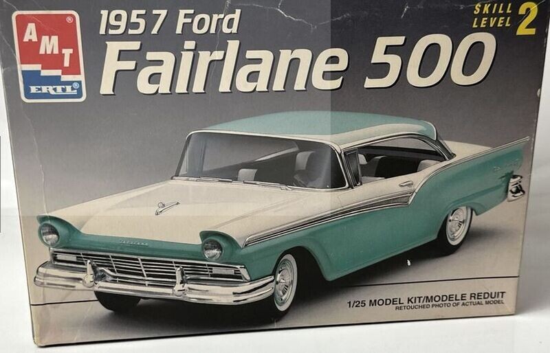 AMT Ertl 1/25 Scale 1957 Ford Fairlane 500 Model Car Kit #8028