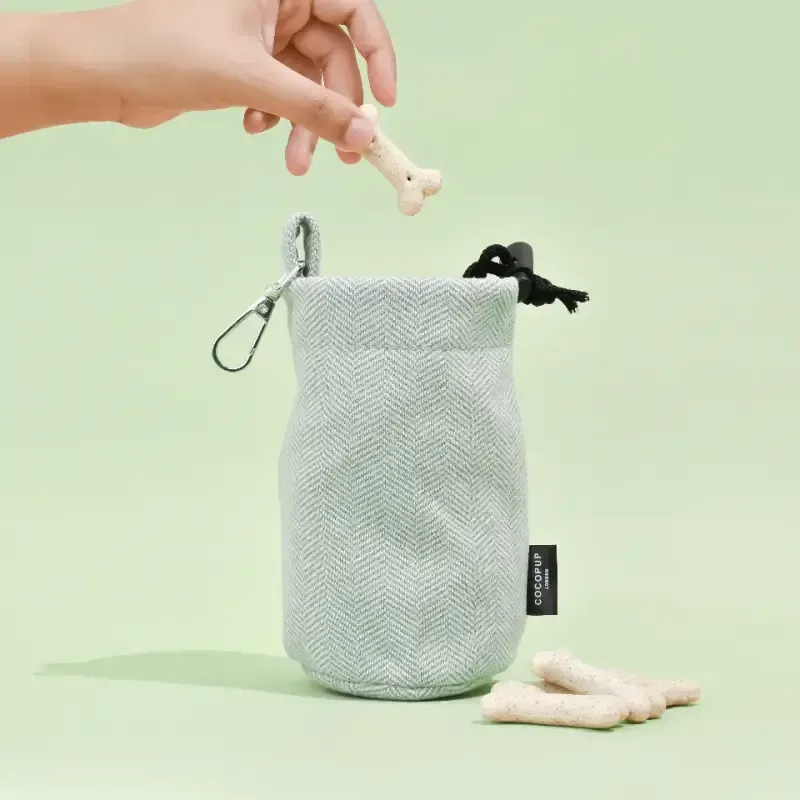 Traktatiezakje met trekkoord - Groen Tweed