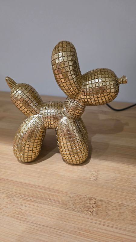 Polyresin -  Ballon Hond - Goud - Staand 