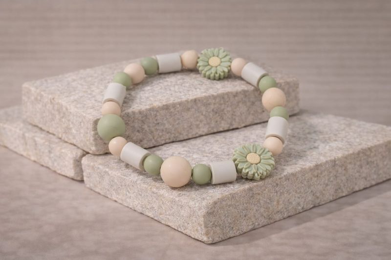 No.21 Daisy Meadow – Natuurlijke EM-X Anti-Tekenband - 23cm No.21 Daisy Meadow – Natuurlijke EM-X Anti-Tekenband - 23cm