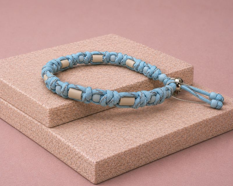 No.34 Reflective Ice Blue – Natuurlijke EM-X Anti-Tekenband - 28/30cm No.34 Reflective Ice Blue – Natuurlijke EM-X Anti-Tekenband - 28/30cm