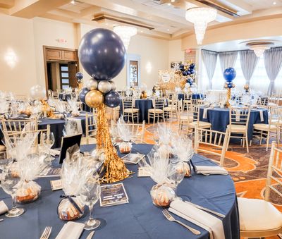 Social Pop Centerpiece