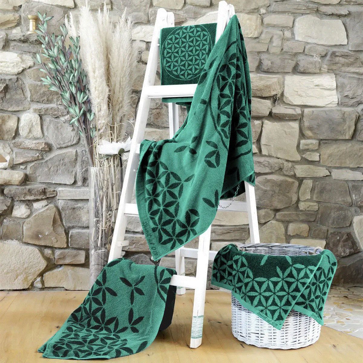 Spirit Of OM Håndkle/Organic Towel Emerald Green