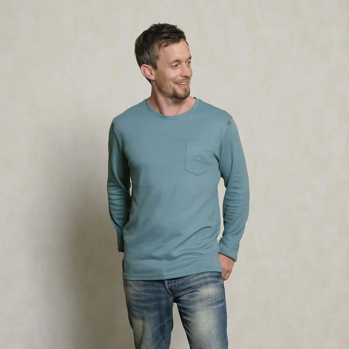 Spirit Of OM Genser Lin/Longsleeve Gemstones