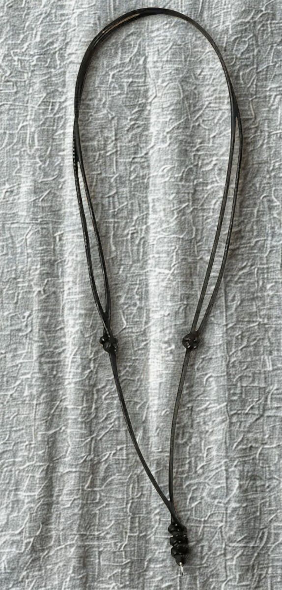 Justerbart Lærkjede Svart/Ajustable Leather Cord Black 60-76cm