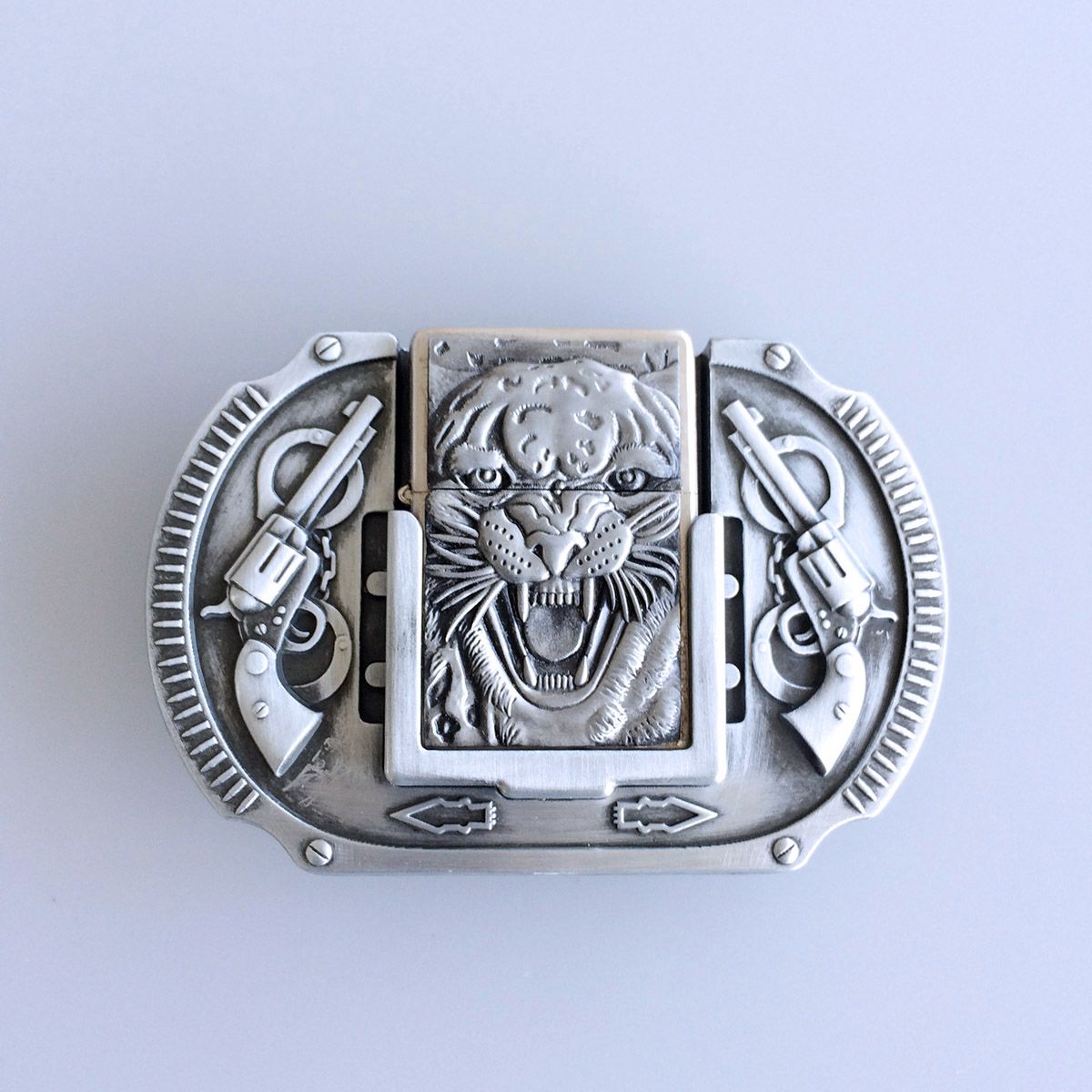 Vintage Style Western Tiger Wildlife Belt Buckle