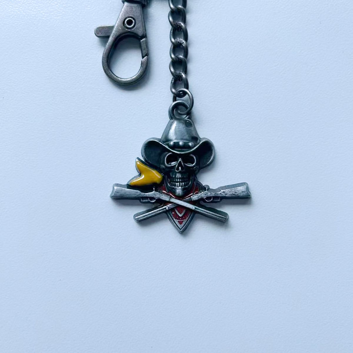 Vintage Pirate Skull Western Cowboy Metal Charm Pendant Key Ring Key Chain KEYRING-SK036