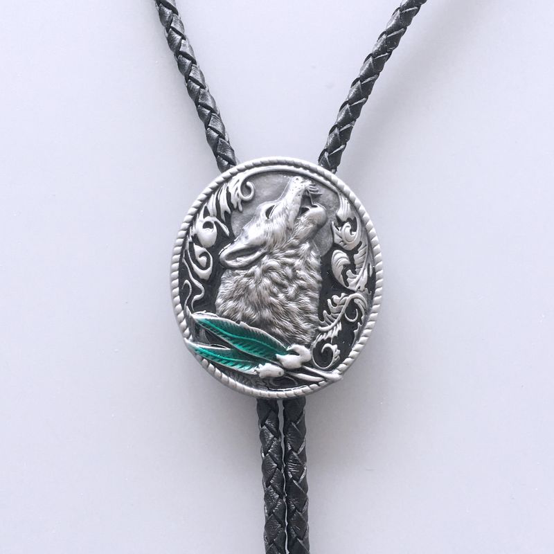 Vintage Western Shout Wolf Oval Bolo Tie Wedding BOLOTIE-WT013