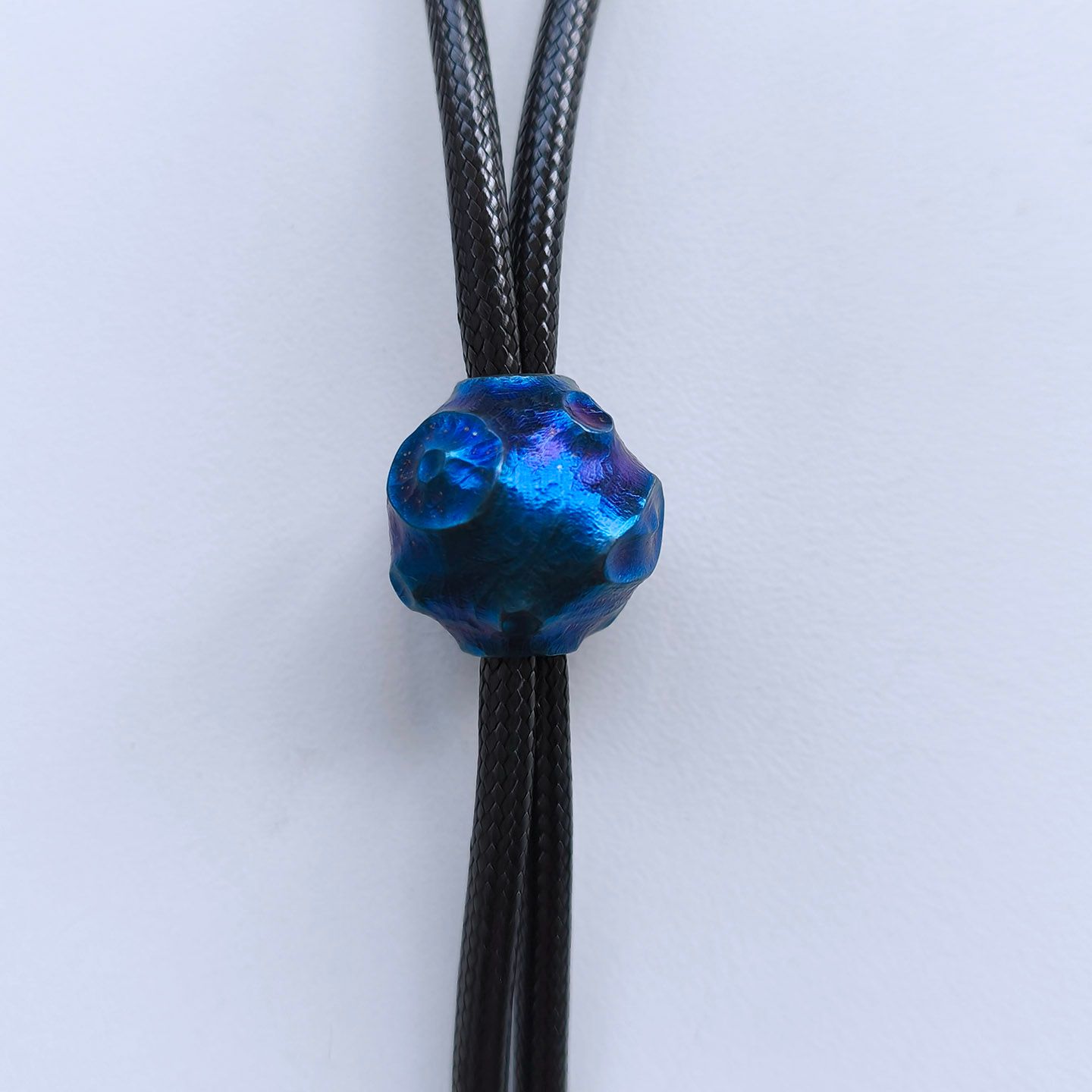 Anodized Titanium Alloy Meteorite Planet Bolo Tie BOLOTIE-TI001