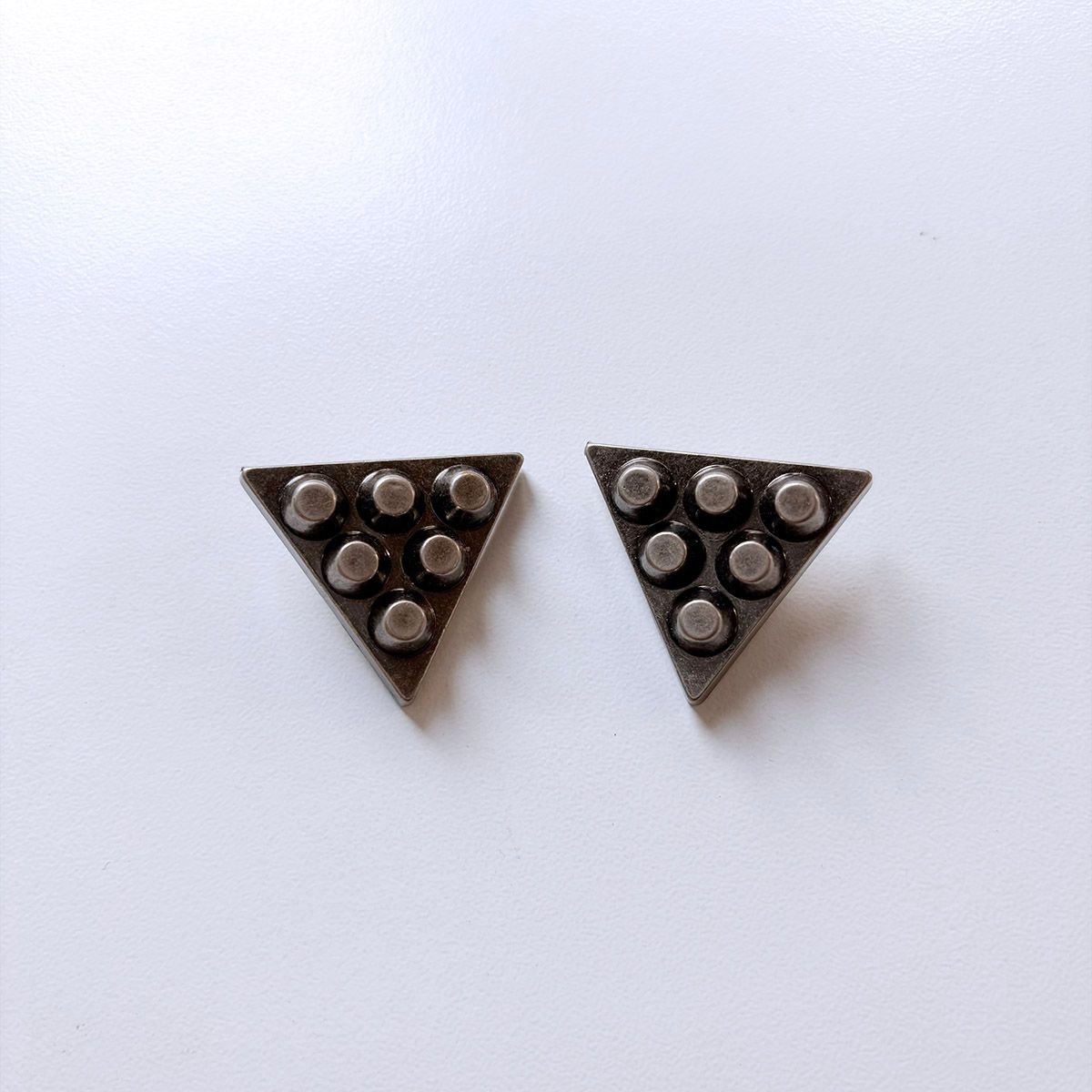 New Vintage Column Triangle Collar Tip Brooch 1 Pair With Screws CT-MN08AS