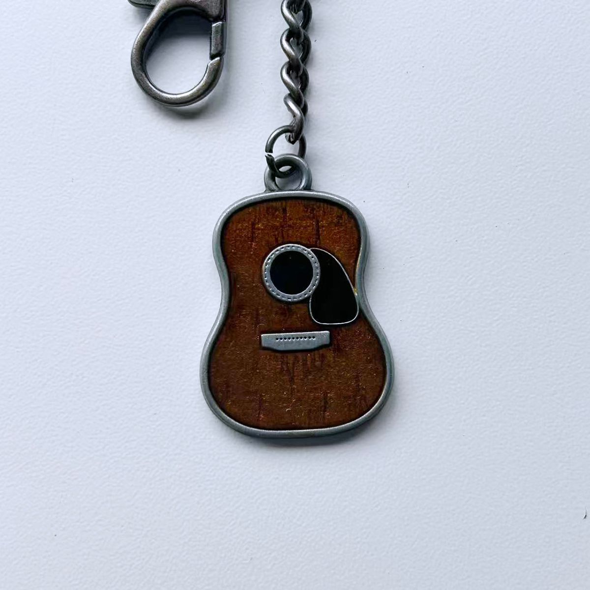 Vintage Guitar Music Metal Charm Pendant Key Ring Key Chain KEYRING-MU071