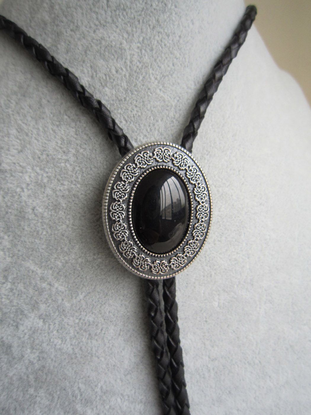 Vintage Silver Plated Small Size Black Obsidian Stone Oval Bolo Tie Leather Necklace BOLOTIE-009SL