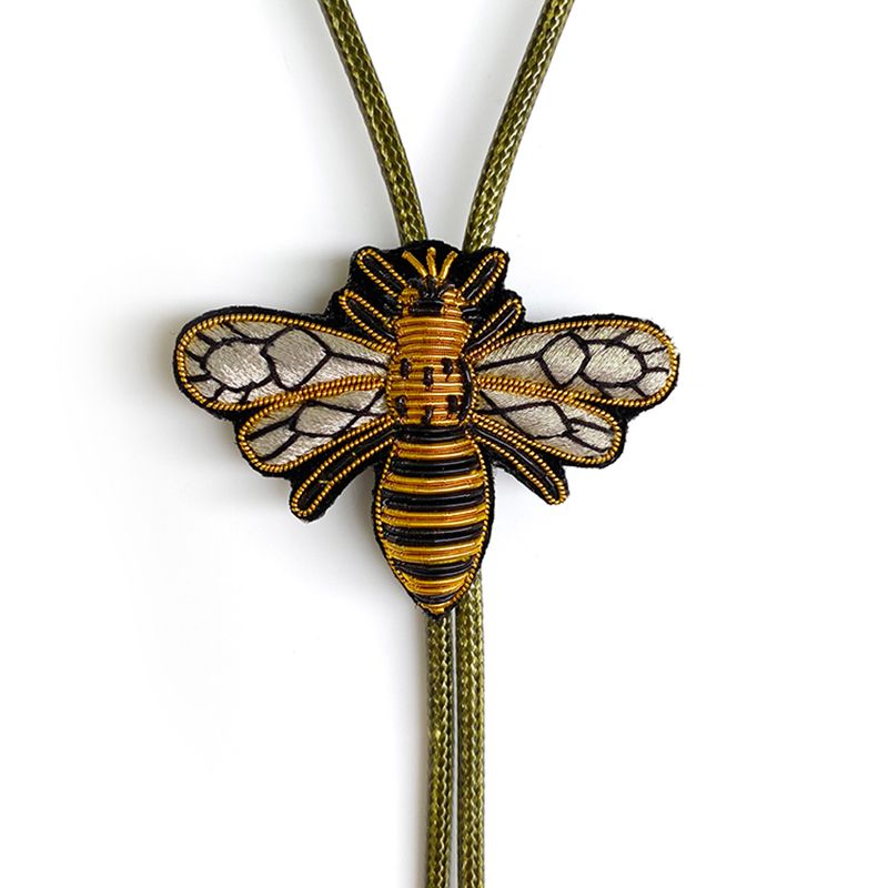 3D Manual Embroidery Bee Bolo Tie Necklace BOLOTIE-E006