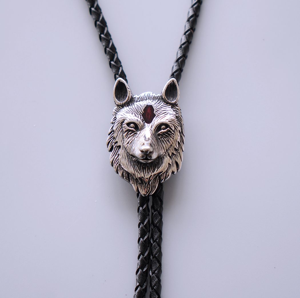 New Vintage Style Stainless Steel Red Enamel Wolf Bolo Tie Leather Necklace BOLOTIE-SS002RD
