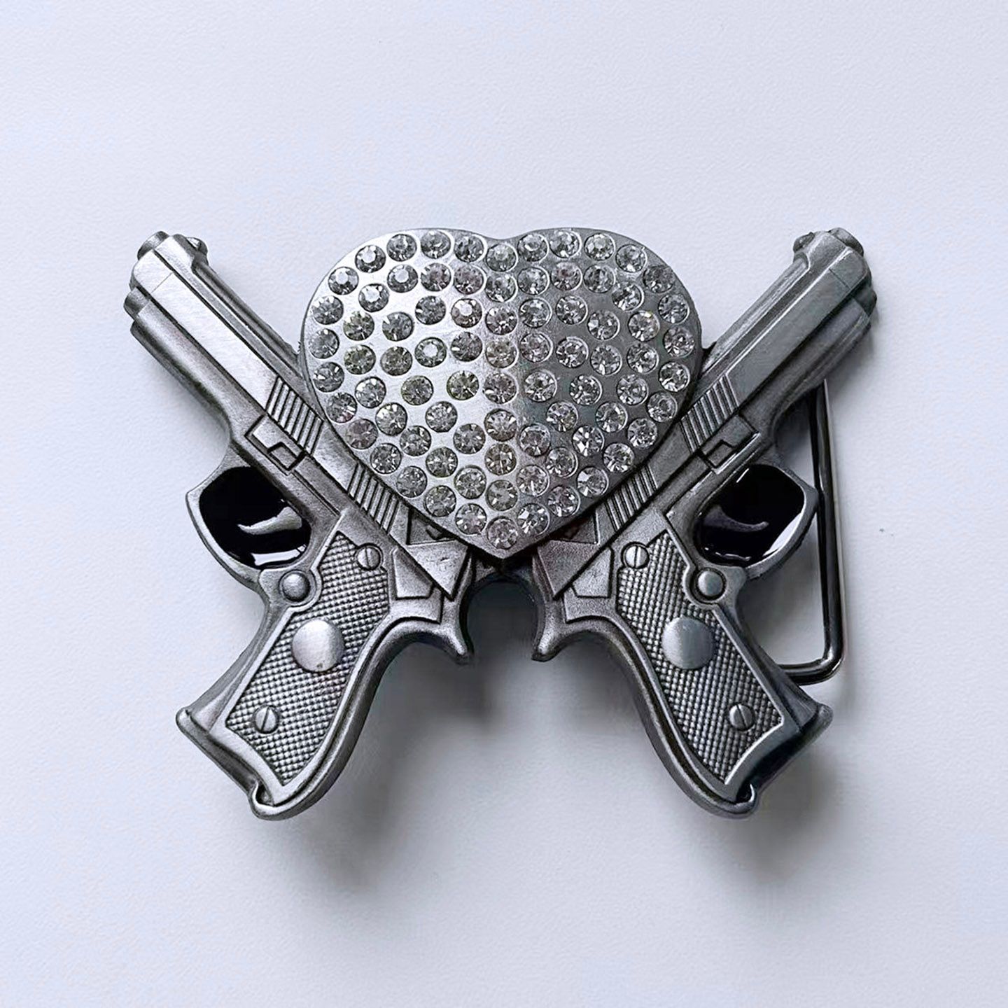 Rhinestone Heart W Guns Belt Buckle BUCKLE-GU015