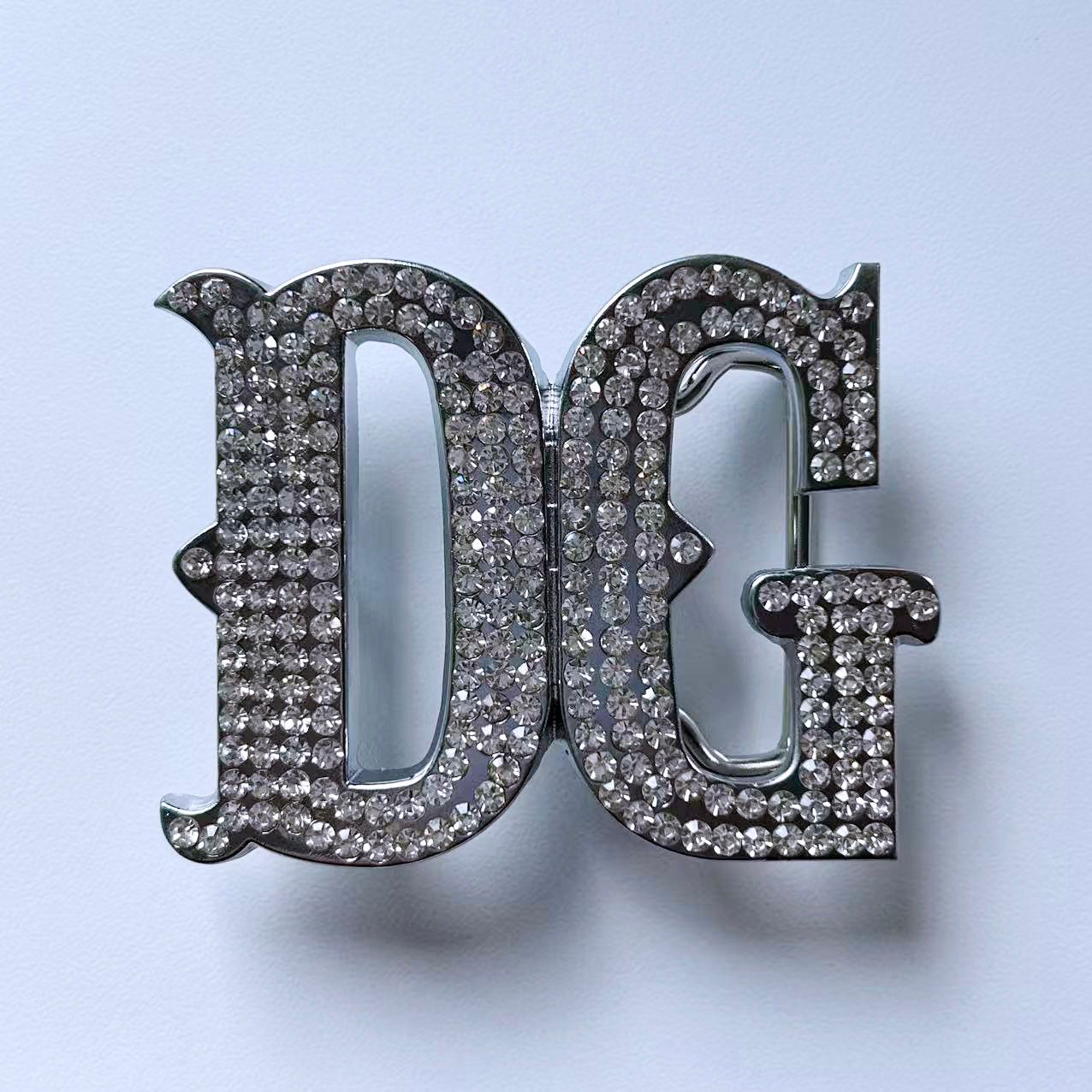 Bright Silver or Gold Plating Color Clear Rhionestones Bling Letter Belt Buckle BUCKLE-T084
