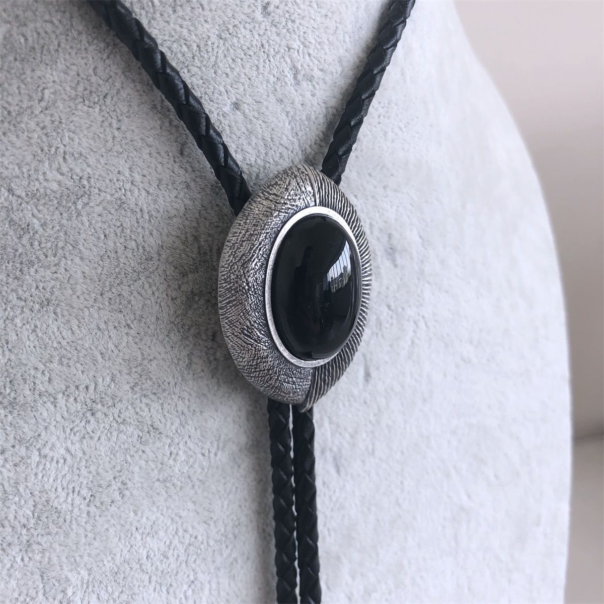 Nature Black Obsidian Stone Eye Shape Bolo Tie BOLOTIE-076SL