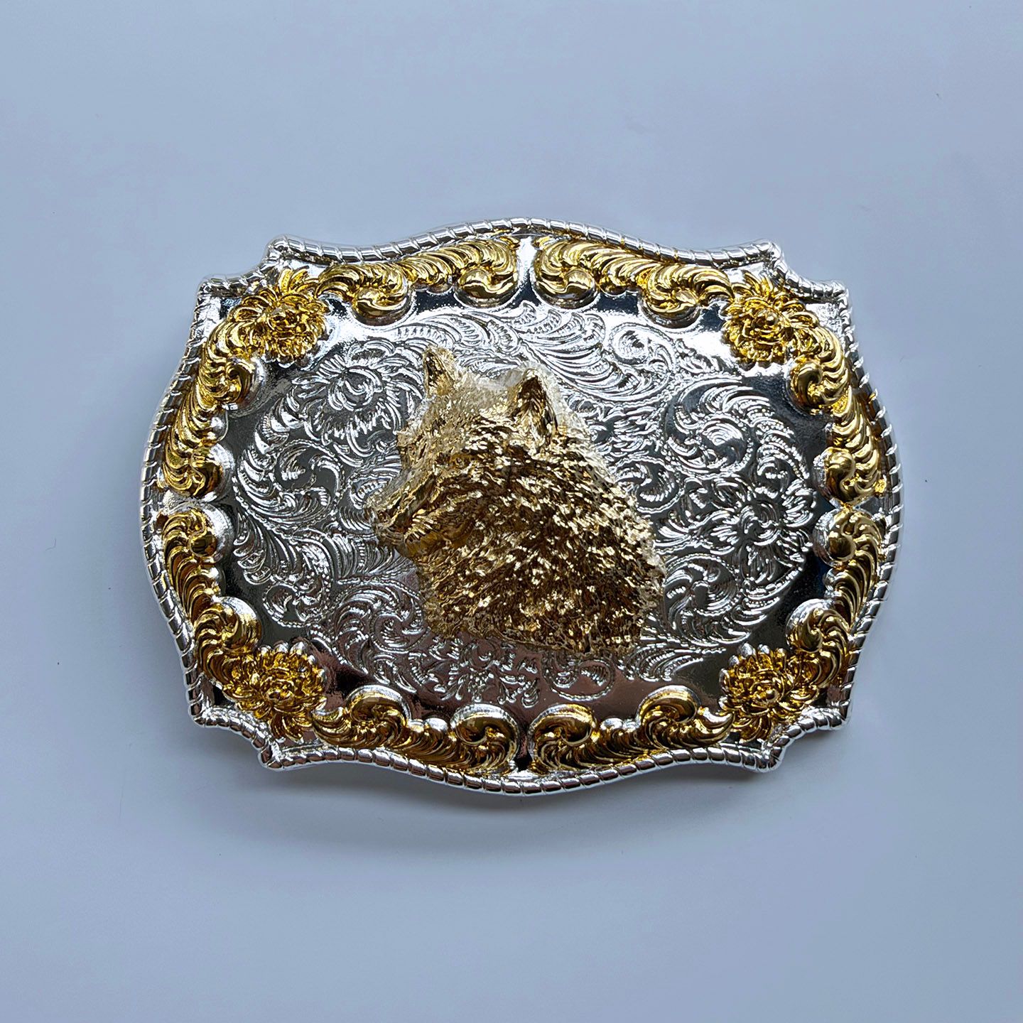 Bright Silver with Gold Color Wolf Head Western Wildlife Cowboy Cowgirl Belt Buckle Hebilla BUCKLE-WT139SG