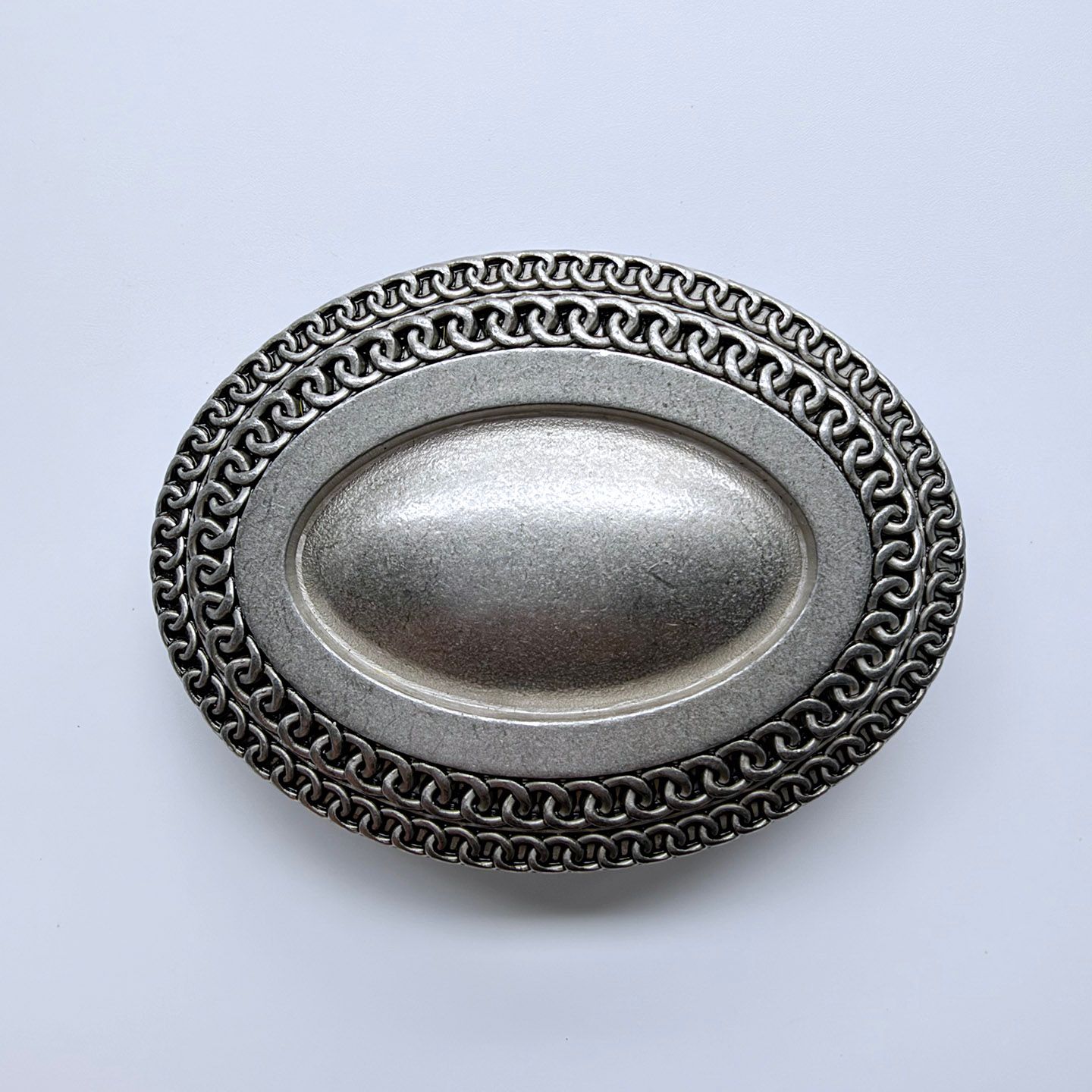 Southwestern Style Engraved Belt Buckle, Antique Silver Tone with Oval Blank Raised Metal Center, Retro Cowboy Cowgirl Belt Buckle for Men Women BUCKLE-WG017