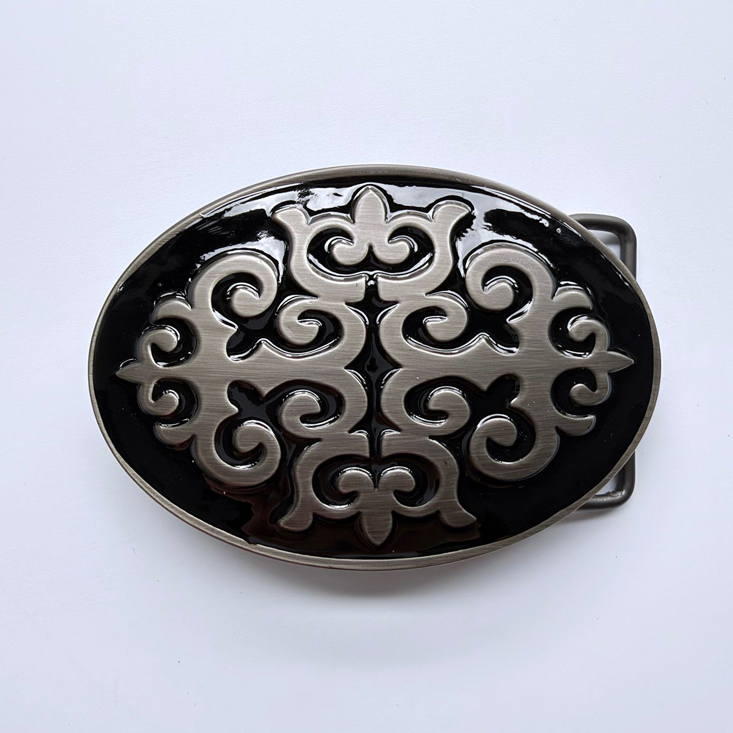 Southwestern Style Oval Embossed Belt Buckle, Antique Silver Tone Intricate Scroll Motif on Black Background, Retro Cowboy Cowgirl Belt Buckle for Men Women Women BUCKLE-WG023