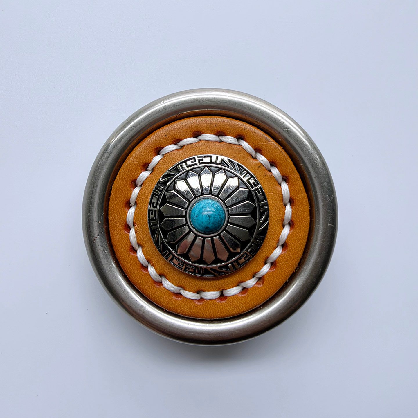 Southwestern Style Round Engraved Belt Buckle, Antique Silver Tone with Imitation Turquoise Center Stone, Retro Cowboy Cowgirl Belt Buckle for Men Women Belt BUCKLE-WG014