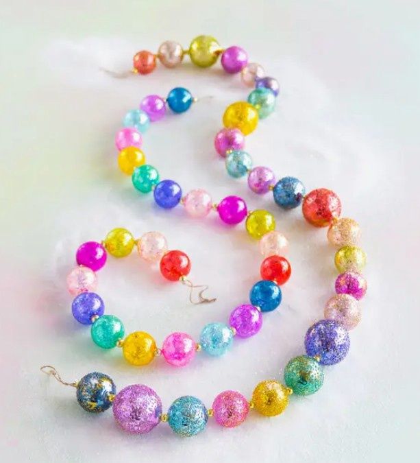 Stubble Ball Garland