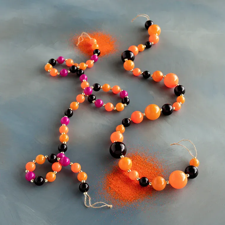 Trick or Sweet Garland, 2 Asst. Glass