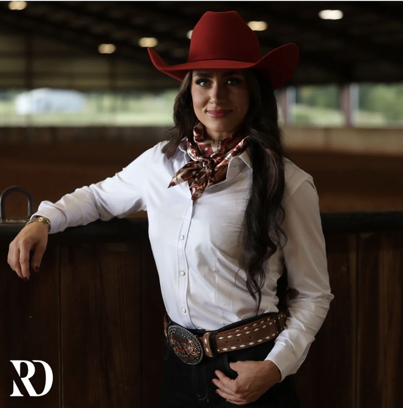 WHITE PERFORMANCE RODEO SHIRT (ADULT)