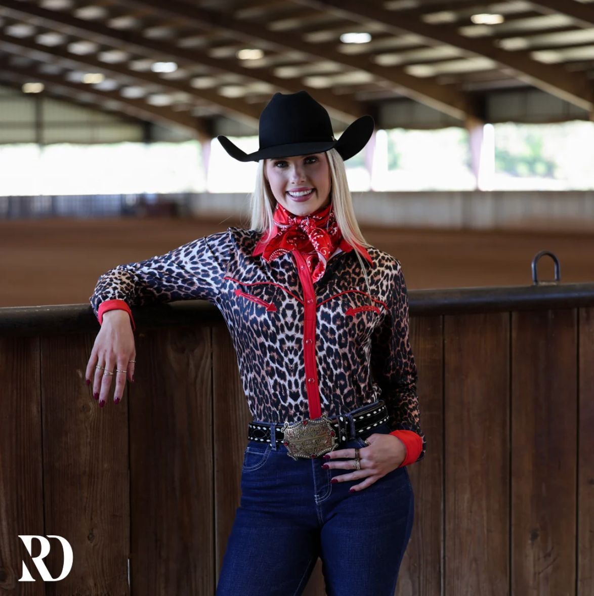 RED LEOPARD PERFORMANCE RODEO SHIRT
