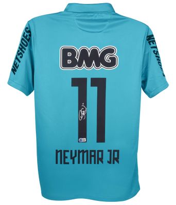 Réplica de la camiseta firmada y autógrafa de NEYMAR JR 11  Autenticación: Holograma de Beckett  Plazo de entrega: 10-20 días. Una vez realizado el pedido, se le informará de todos los detalles.  Fuerza dominante: Neymar fue un goleador y mediapunta