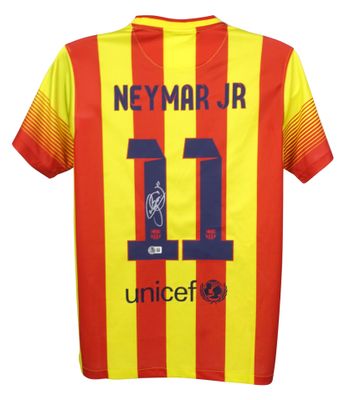 Camisola do Barcelona nº 11 de Neymar Jr., época 2013/2014, autografada e com certificado Beckett.  Réplica da camisola do Barcelona autografada por Neymar Jr. nº 11.  Autenticação: Holograma Beckett.  Prazo de entrega: 10 a 20 dias.  Após a confirma