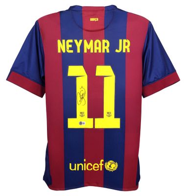 Camisola do Barcelona nº 11 de Neymar Jr., época 2014/2015, autografada e com certificado Beckett  Réplica da camisola do Barcelona autografada por Neymar Jr. nº 11  Autenticação: Holograma Beckett  Prazo de entrega: 10 a 20 dias.  Assim que fizer o